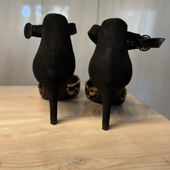 Kelly & Katie leopard print pump - Picture 11 of 12